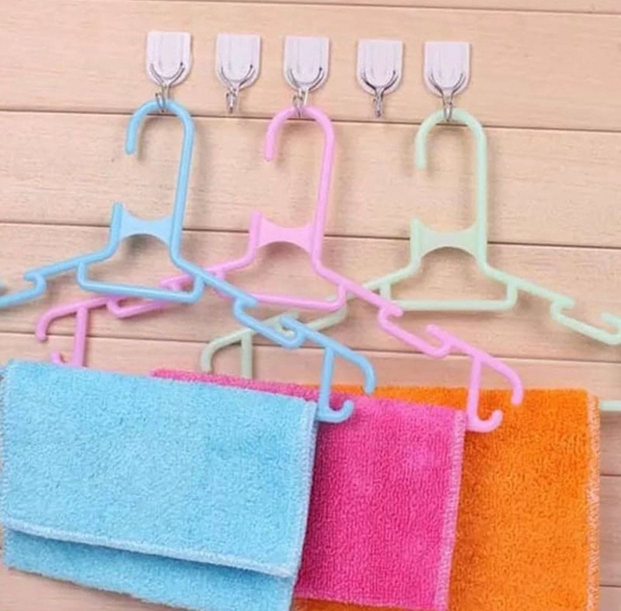 Pack Of 6 Self Adhesive Wall Mounted Hanger Suction Cups, Strong Self Adhesive Hooks, Bathroom Kitchen Sticky Wall Hook Pack Of 6 Self Adhesive Wall Mounted Hanger Suction Cups, Strong Self Adhesive Hooks, Bathroom Kitchen Sticky Wall Hook